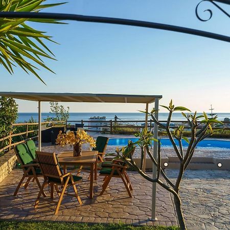 Family Villa Ellis Plakias With Private Pool 200M To The Beach Walking Distance To The Amenities Екстериор снимка