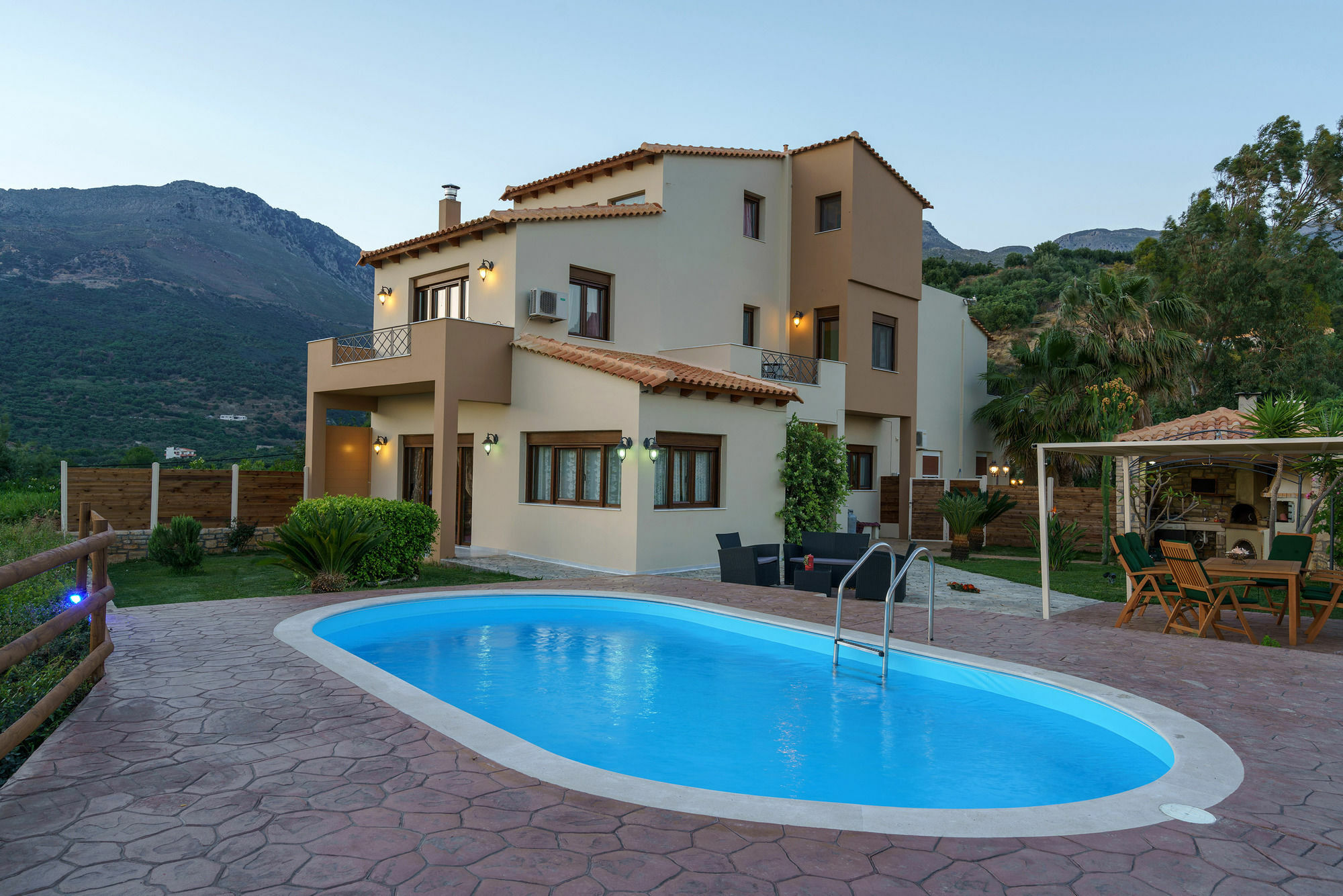 Family Villa Ellis Plakias With Private Pool 200M To The Beach Walking Distance To The Amenities Екстериор снимка